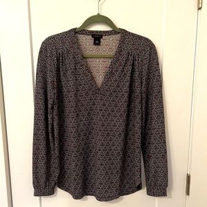 Blouse in perfect condition!  Only worn a couple times.